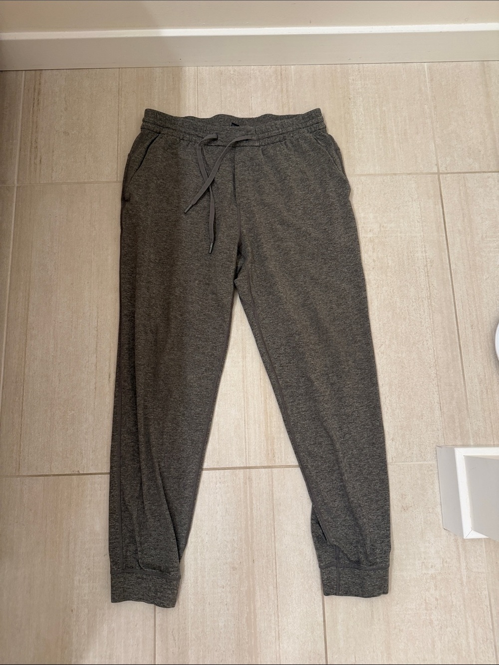 lululemon athletica Men's Dark Gray Jogger Sweatpants